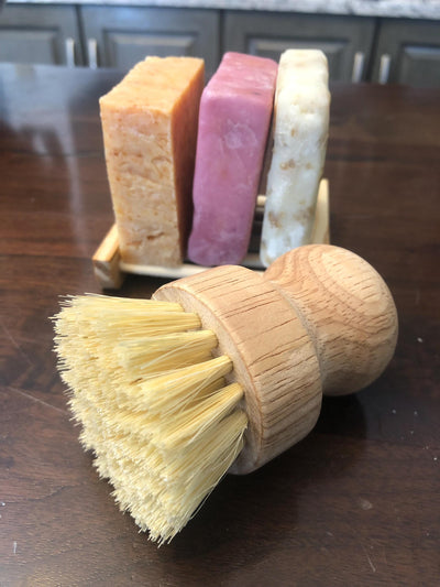 Soap rest and scrubby